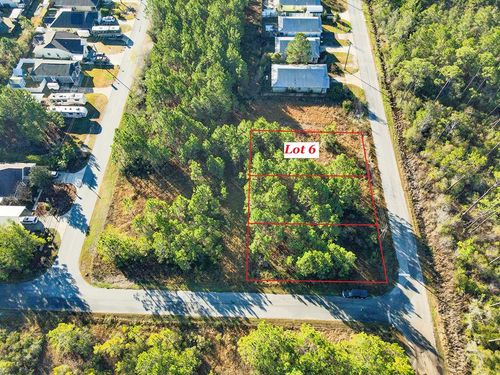 912 NE 5th St, Carrabelle, FL, 32322 | Card Image