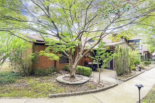 19 Manchester Ct, Red Bank, NJ, 07701-5490 | Card Image