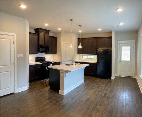 a-285 Woodland Hills Dr, Conroe, TX, 77303-1583 | Card Image