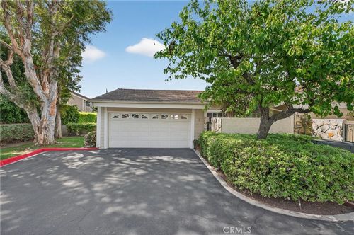 11 Park Vis, Irvine, CA, 92604-3661 | Card Image