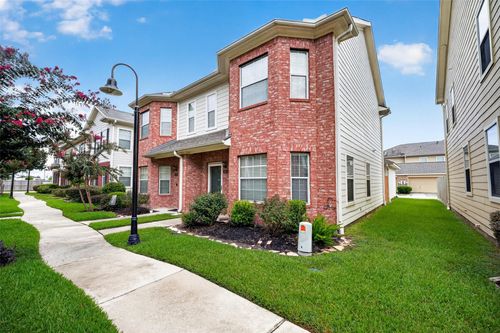 1911 Kemah Village Dr, Kemah, TX, 77565-1713 | Card Image