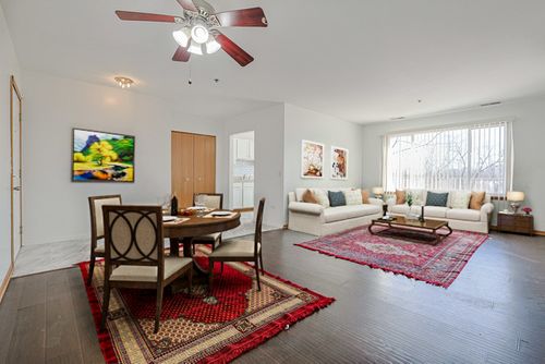 unit-206-881 N Swift Rd, Addison, IL, 60101-1013 | Card Image