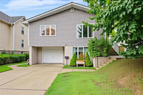 718 S 22nd Street, Manitowoc, WI, 54220 | Card Image