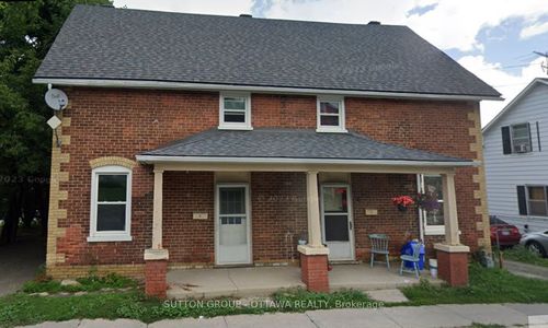 7 Jasper Ave, Smiths Falls, ON, K7A4B7 | Card Image