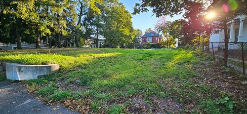 10 Lagrange St, Worcester, MA, 01610 | Card Image