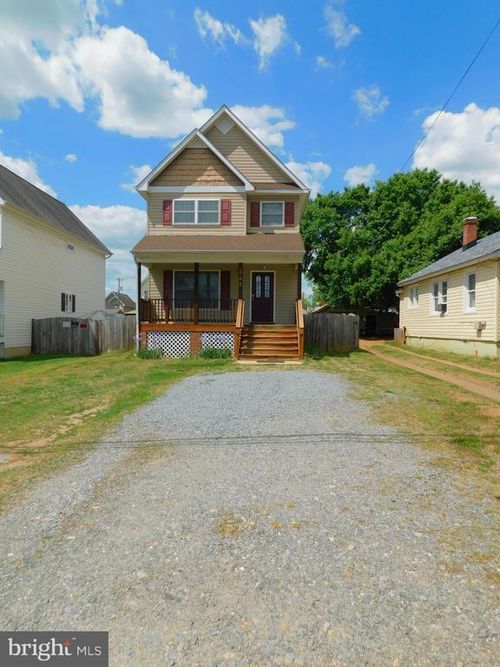 142 Mansfield St, FREDERICKSBURG, VA, 22408-2318 | Card Image
