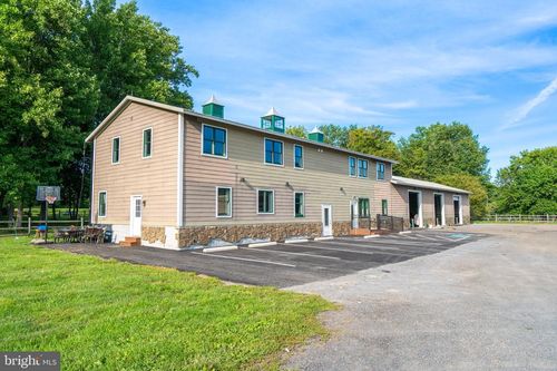 901 Morris Rd, BLUE BELL, PA, 19422-1550 | Card Image
