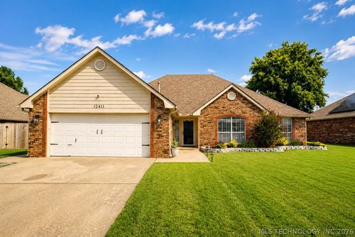12411 E 80th Ct N, Owasso, OK, 74055-6255 | Card Image
