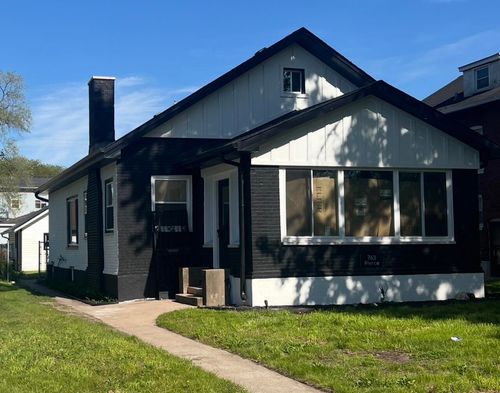 763 Pierce St, Gary, IN, 46402-2123 | Card Image