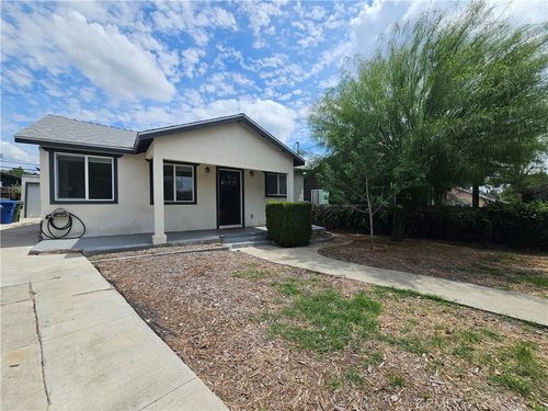 3844 Portola, Los Angeles, CA, 90032 | Card Image