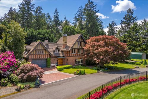 4 Thornewood Ln Sw, Lakewood, WA, 98498-2127 | Card Image