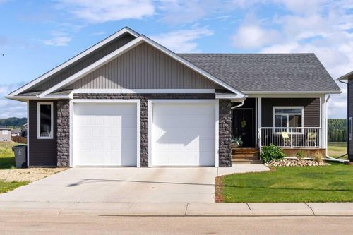 18 Riverdale Bend, Whitecourt, AB, T7S0G4 | Card Image