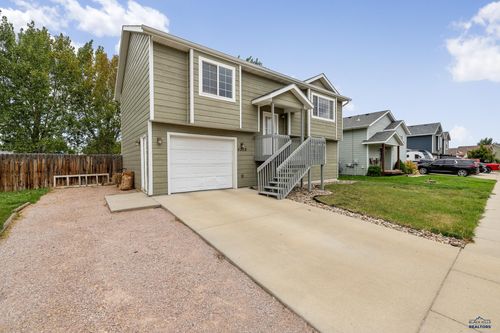5308 Savannah St, RAPID CITY, SD, 57703-7214 | Card Image