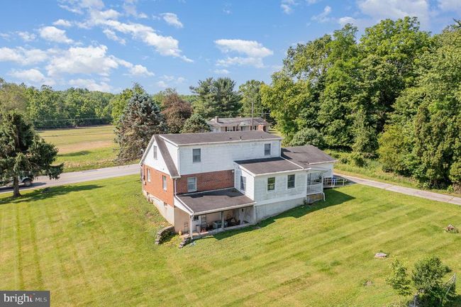 1370 W Trindle Rd, House other with 3 bedrooms, 2 bathrooms and null parking in CARLISLE PA | Image 7