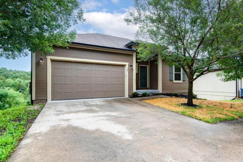 107 Jury Ln, Branson, MO, 65616-4518 | Card Image