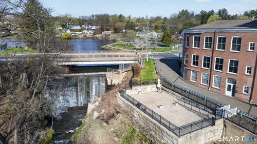 102-10 Main St, Berlin, CT, 06037-2661 | Card Image