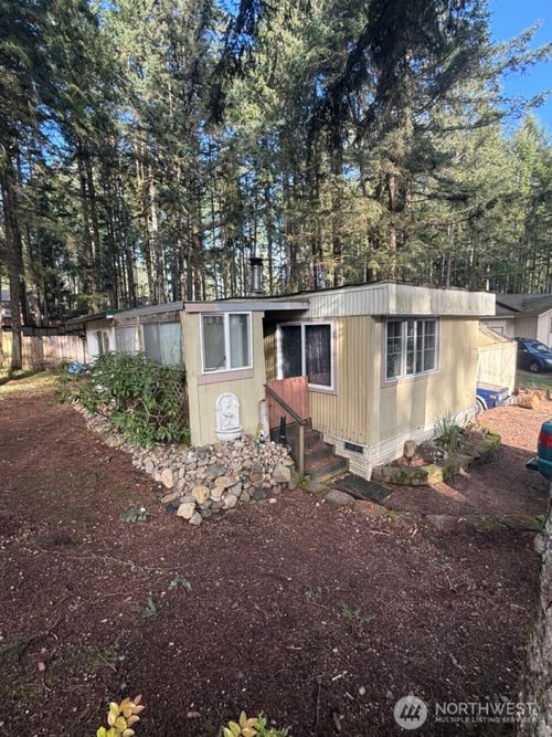 10 E Barnsby Pl, Shelton, WA, 98584-9611 | Card Image