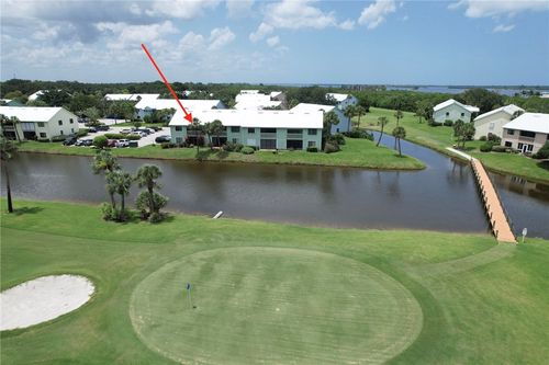 apt-4-5725 Pelican Pointe Dr, Sebastian, FL, 32958-8023 | Card Image