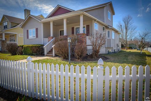 401 Casa Bonita Dr, Lawrence, KS, 66049-1997 | Card Image