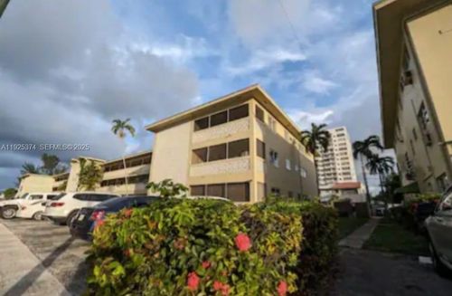 apt-1-11960 Ne 19th Dr, North Miami, FL, 33181-2822 | Card Image