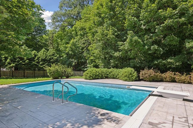 Nicely landscaped backyard | Image 27