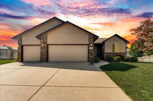 840 E Winding Lane Ct, Derby, KS, 67037-8774 | Card Image