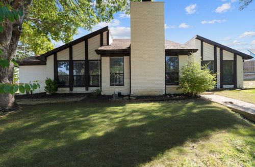 1115 Derbyshire Place, Carrollton, TX, 75007 | Card Image