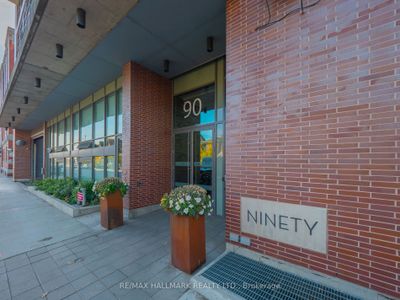 526 - 90 Broadview Ave, Condo with 1 bedrooms, 1 bathrooms and 1 parking in Toronto ON | Image 1