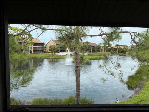 8-5770 Ashton Lake Dr, Sarasota, FL, 34231-6261 | Card Image