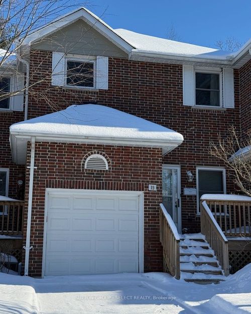 19-55 Lake Rd, Grand Bend, ON, N0M1T0 | Card Image