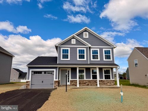 307 Rine Dr, SHIPPENSBURG, PA, 17257-8334 | Card Image