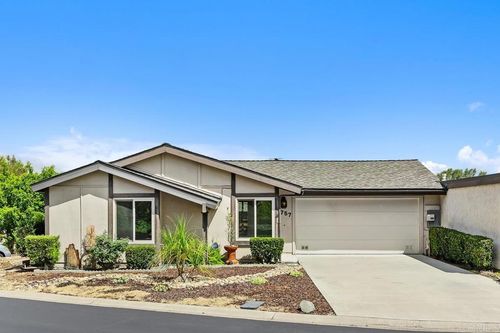 757 Nob Circle, Vista, CA, 92084 | Card Image