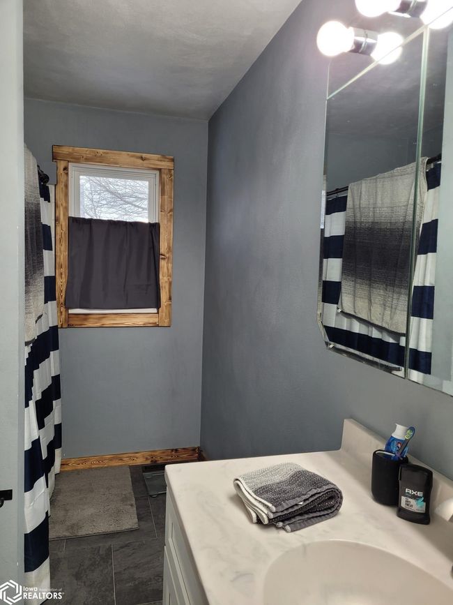 308 E Jackson St, House other with 2 bedrooms, 1 bathrooms and null parking in Sigourney IA | Image 22