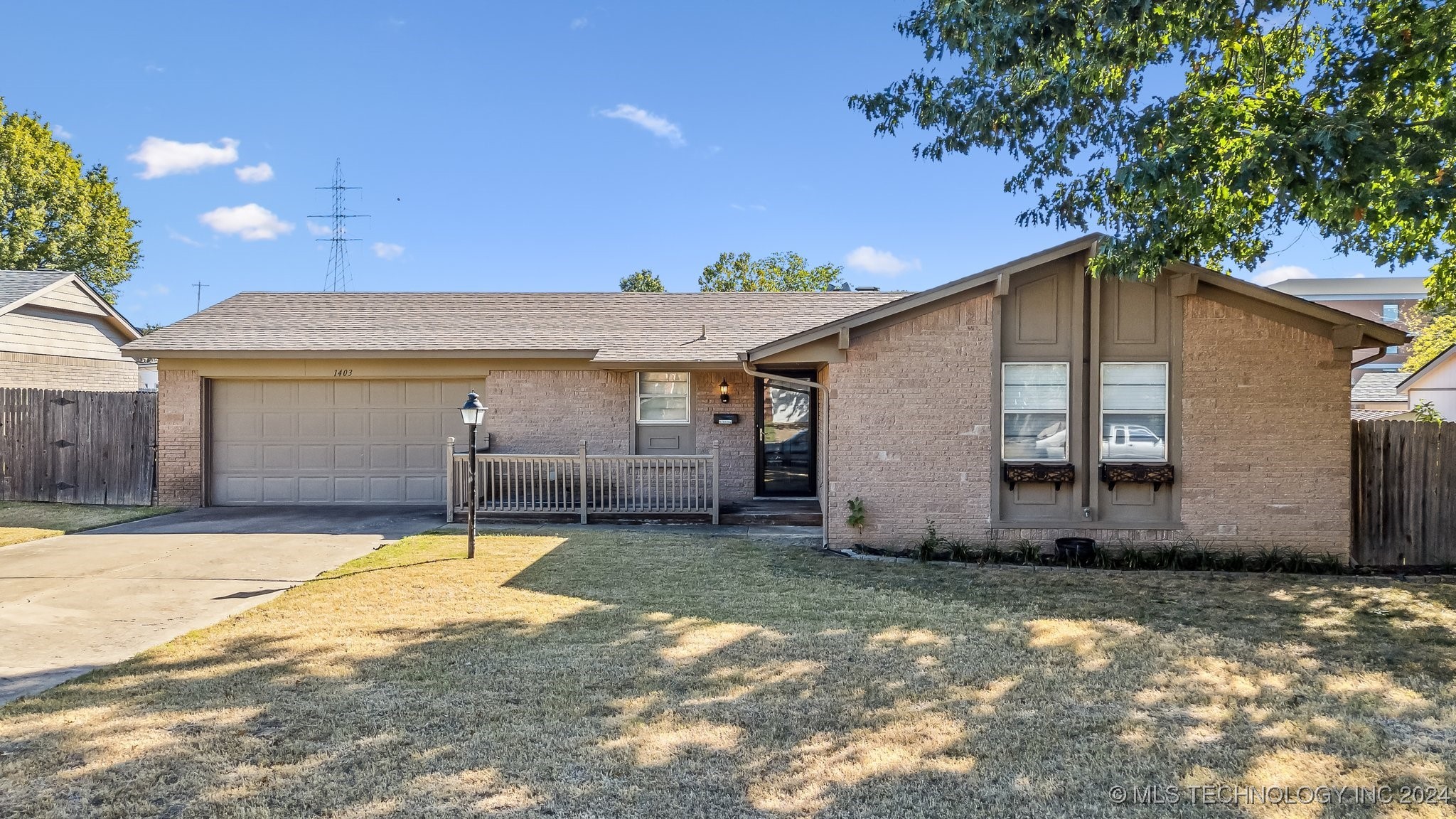 Dogwood St, Owasso, OK 74055