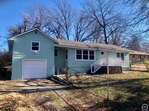 2800/2802 Se Massachusetts Ave, Topeka, KS, 66605 | Card Image