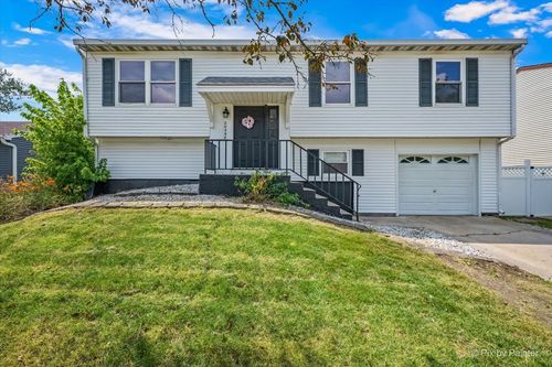 20558 Graceland Ln, Frankfort, IL, 60423-7515 | Card Image