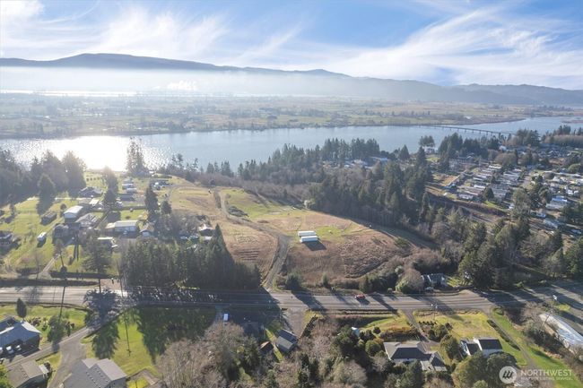 325 E State Route 4, House other with 3 bedrooms, 1 bathrooms and 1 parking in Cathlamet WA | Image 40