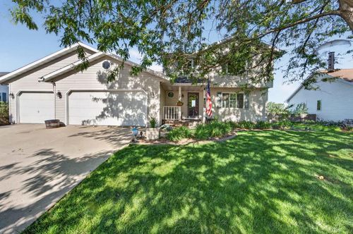 137 Lynne Trl, Oregon, WI, 53575-3421 | Card Image