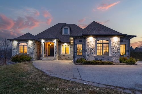 20111 Bathurst St, Holland Landing, ON, L9N1N3 | Card Image