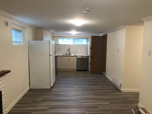 2-4136 Gilpin Crescent, Burnaby, BC, V5G2K2 | Card Image