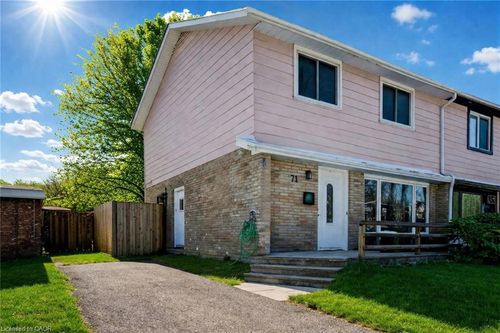 71 Shadeland Cres, Kitchener, ON, N2M2J1 | Card Image