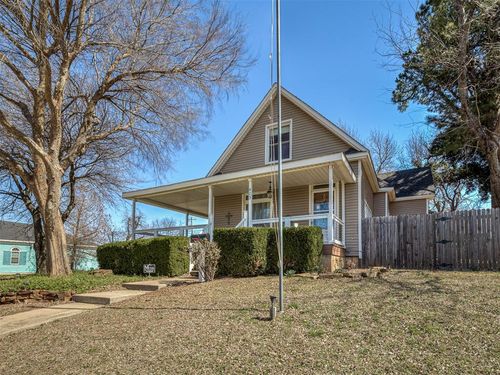 403 S Hoff Ave, El Reno, OK, 73036-3711 | Card Image