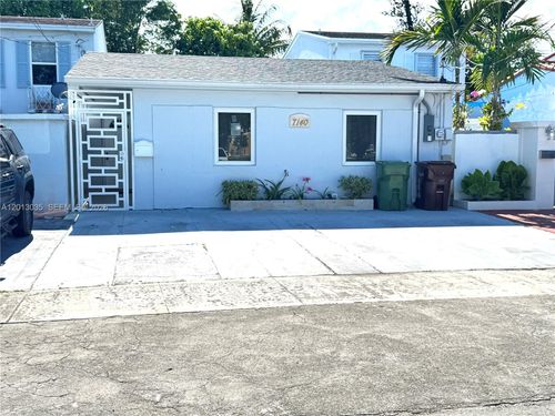 7140 W 15th Ct, Hialeah, FL, 33014-3809 | Card Image