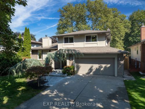 6559 Jupiter Blvd, Niagara Falls, ON, L2J3Y4 | Card Image