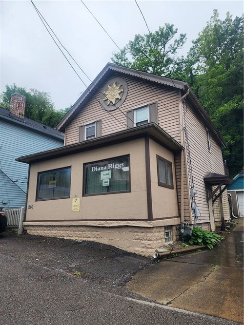 1260 Grove Rd, Castle Shannon, PA, 15234-2311 | Card Image