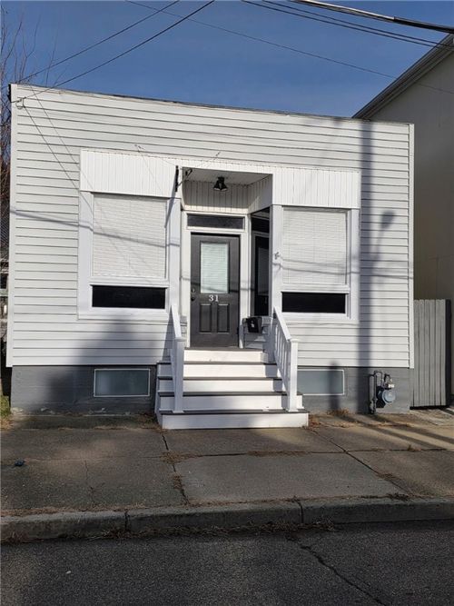 31 Jennings St, Corning, NY, 14830-1946 | Card Image