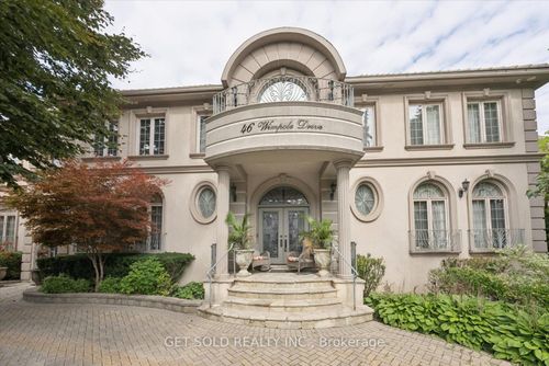 46 Wimpole Dr, North York, ON, M2L2L3 | Card Image