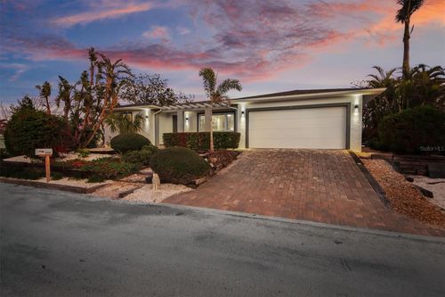 550 De Narvaez Dr, LONGBOAT KEY, FL, 34228-1406 | Card Image