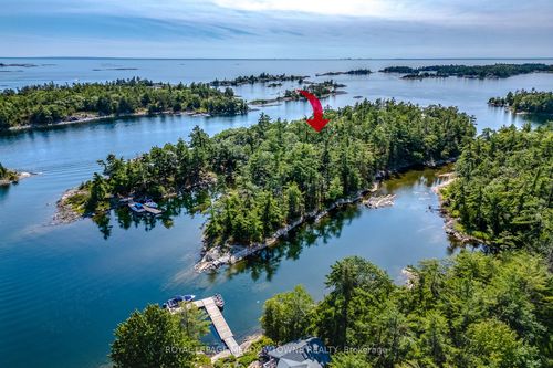 1 GB466 Island Aka Tower Island, The Archipelago, ON, P2A1T2 | Card Image