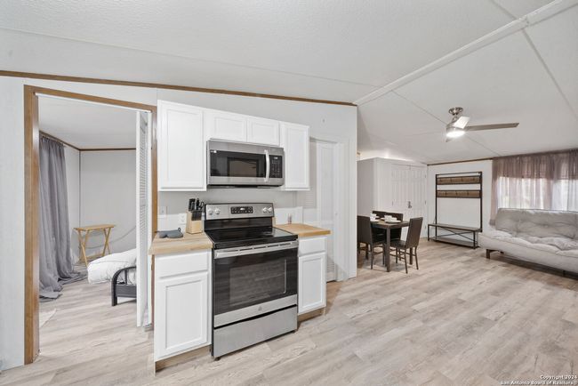 Located in Unit B | Image 26